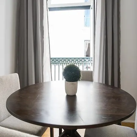 Apartman Shortstayflat - Apartamento Poiais De Sao Bento *